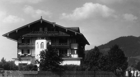 Hotel Hanslbauer in Bad Wiessee: Scene of the Arrest of Ernst Röhm and his Followers (June 30, 1934)